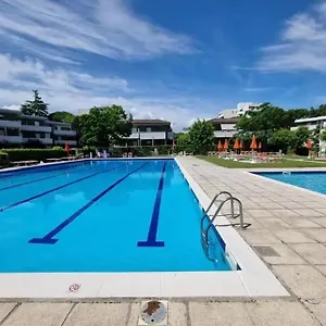 Blancohouse - Con Piscina Sul Parco Riccione